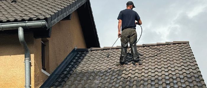 Nettoyage professionnel de toiture en tuiles par BL Habitat à Lille - Février 2025 - Ronchin